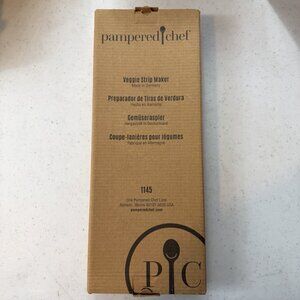 NEW Pampered Chef Veggie Strip Maker 1145 Vegetable Grater Kitchen Tool SEALED